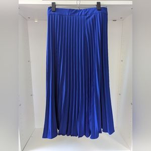 Gorgeous royal blue accordion pleated midi skirt